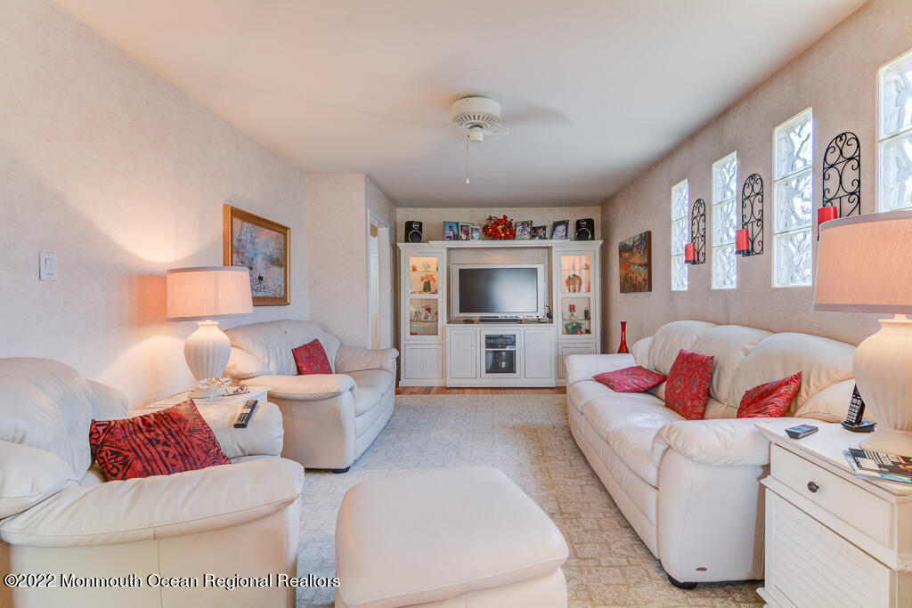 498 Riverside Drive South Brick, NJ 08723 - Photo 5 of 32 0004__SMALL