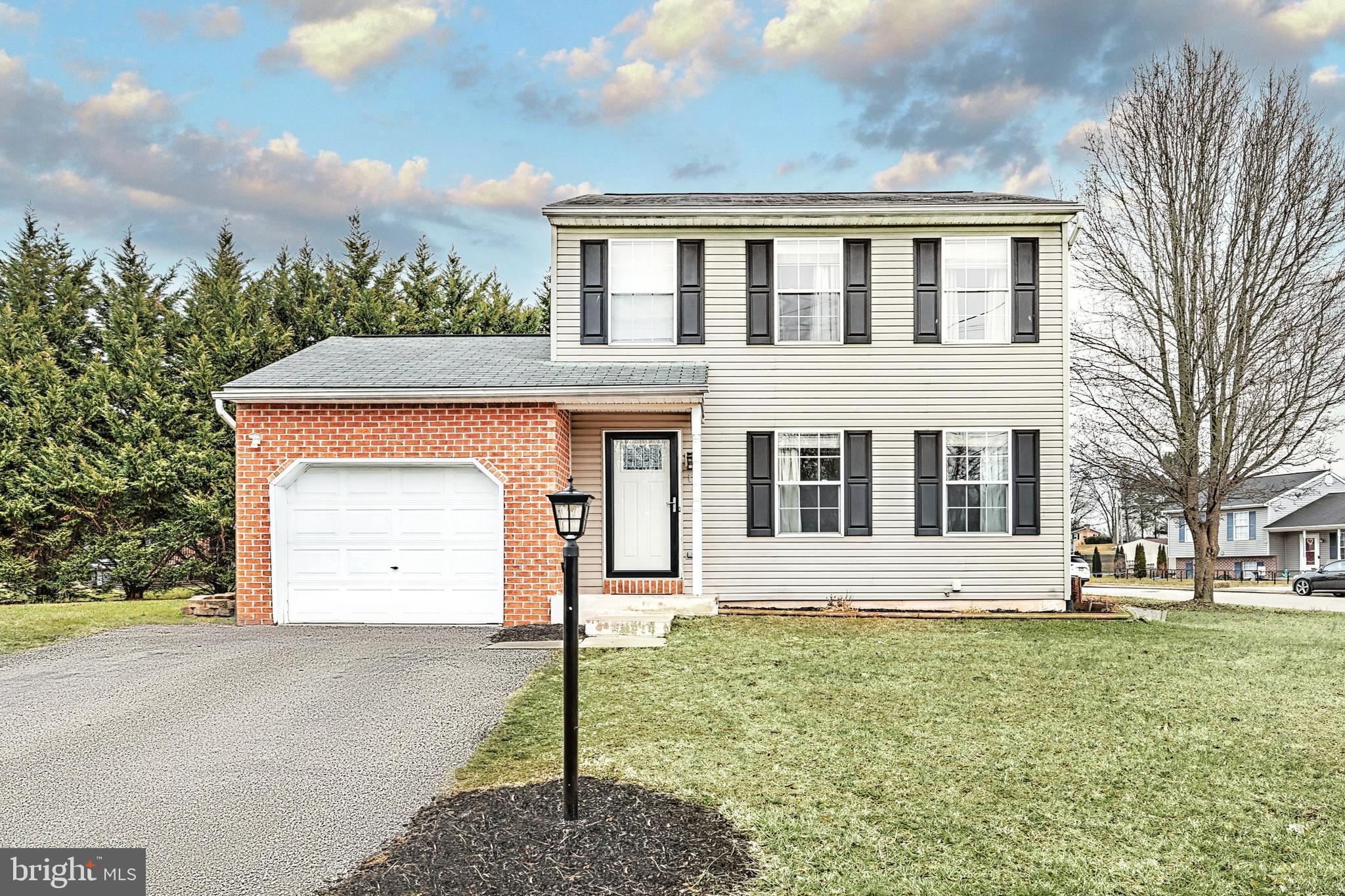 120 Kinneman Road Abbottstown, PA 17301 - Photo 1 of 38 Gallery Image 1