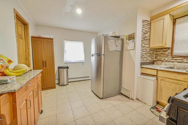 $670,000 | 267 Roquette Avenue, Floral Park, NY 11001