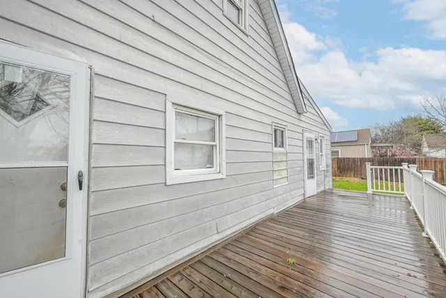 $670,000 | 267 Roquette Avenue, Floral Park, NY 11001