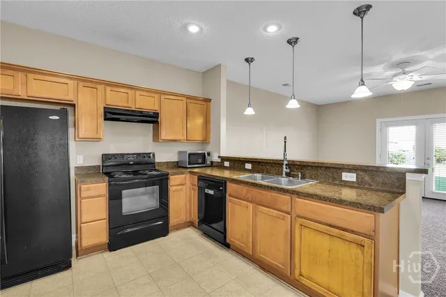 $1,850 | 975 Canyon Oak Loop, Richmond Hill, GA 31324