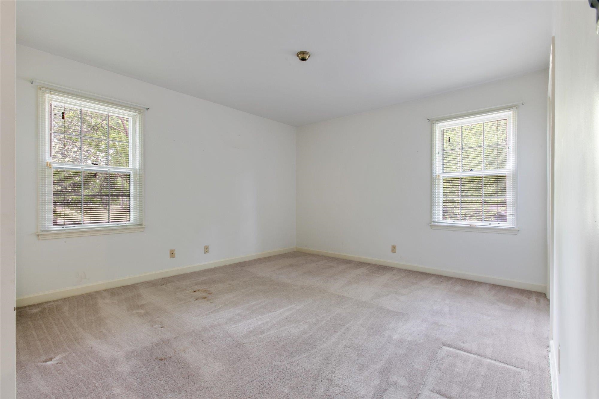 6173 Ivanhoe Road Bartlett, TN 38134 - Photo 26 of 35 an empty room with windows