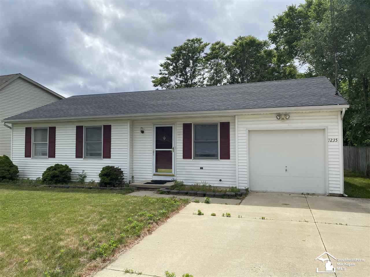 7235 Douglas Road Lambertville, MI 48144 - Photo 1 of 22
