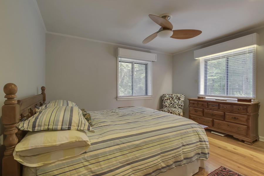 109 Oneida Lane Oak Ridge, TN 37830 - Photo 22 of 40 22_OneidaLane_109_MasterBedroom01