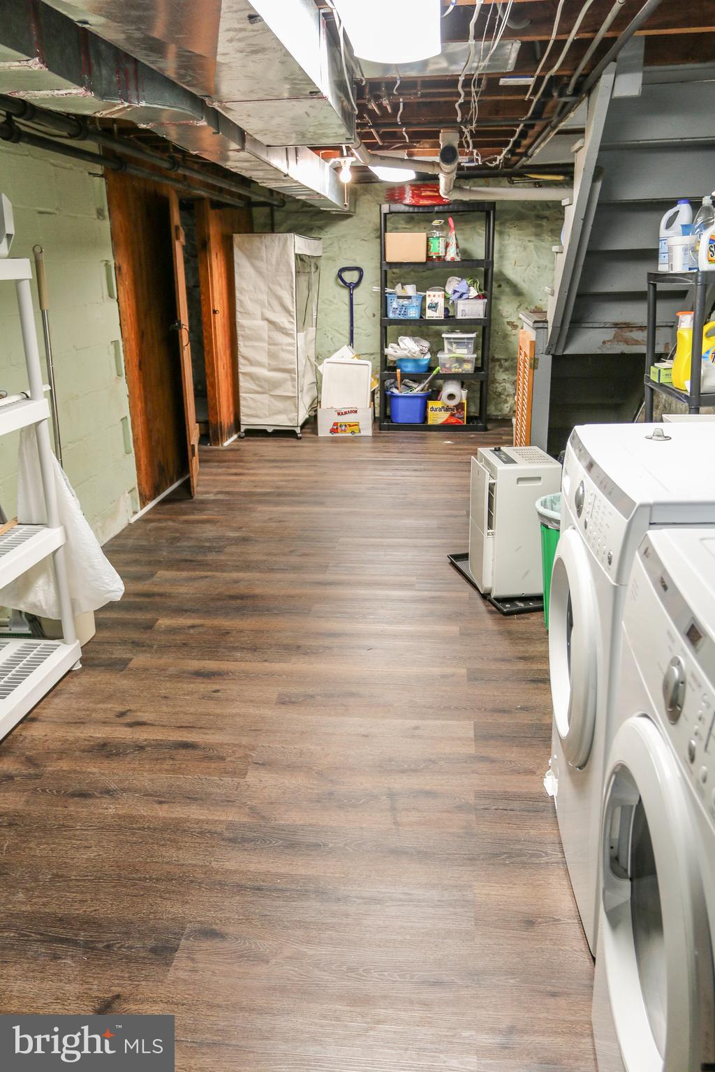 4208 Fordham Road Baltimore, MD 21229 - Photo 22 of 37 basement/laundry area