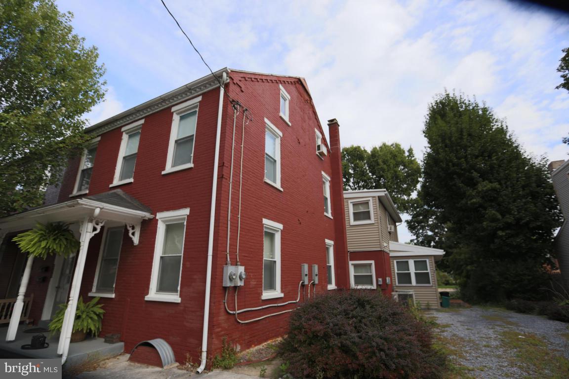 315 East Main Street Lititz, PA 17543 - Photo 3 of 36 Gallery Image 3