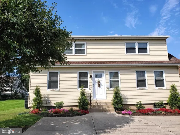 $419,900 | 304 Newport Road, Bristol, PA 19007