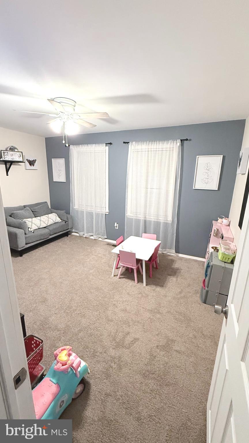 304 Newport Road Bristol, PA 19007 - Photo 12 of 26