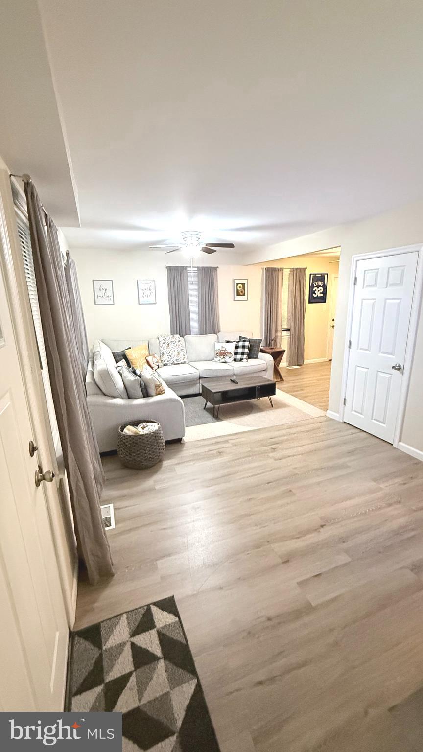 304 Newport Road Bristol, PA 19007 - Photo 2 of 26