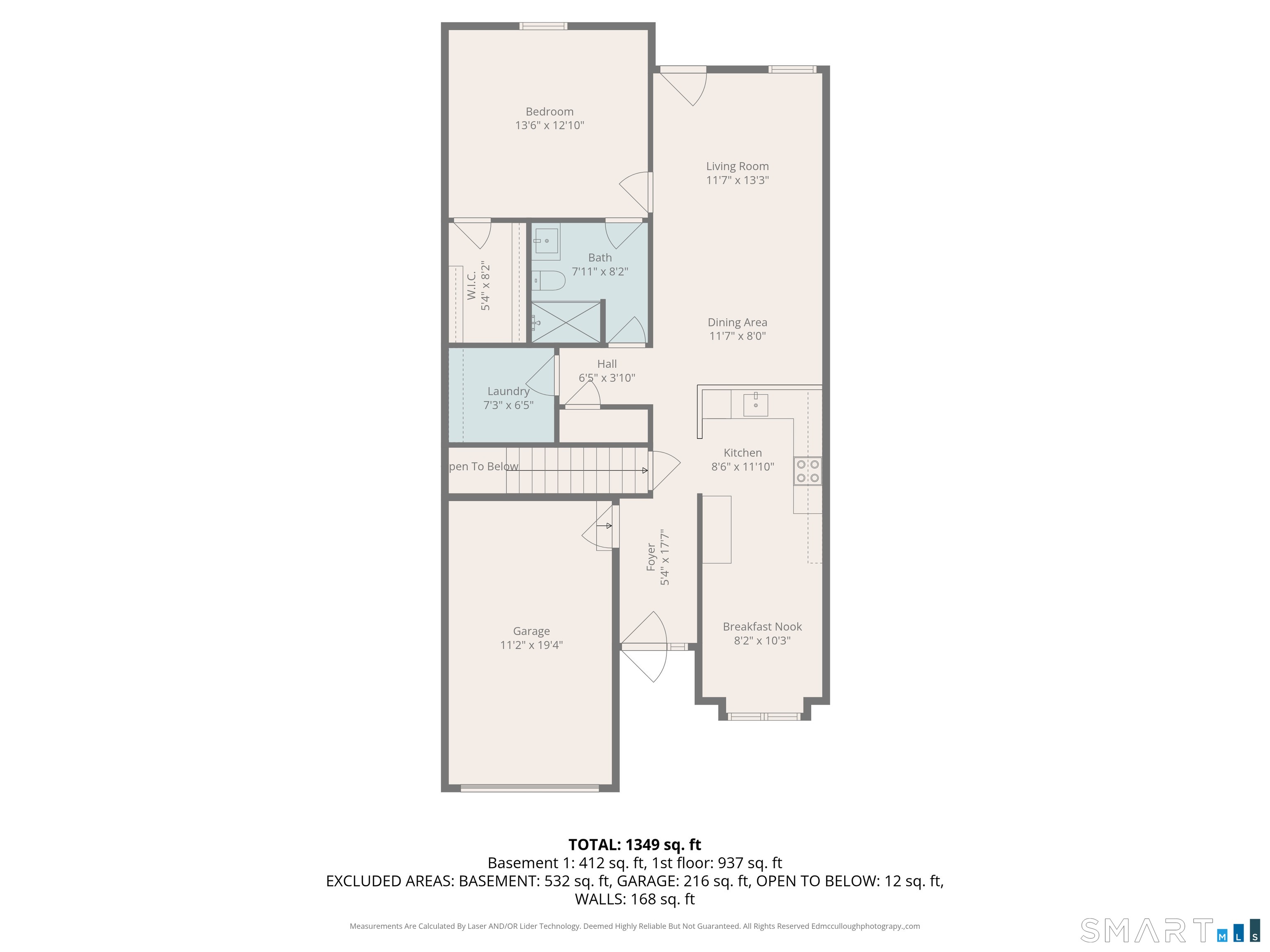 159 Jennifer Lane, Unit 159 Newtown, CT 06482 - Photo 23 of 29 a black and white photo of a room