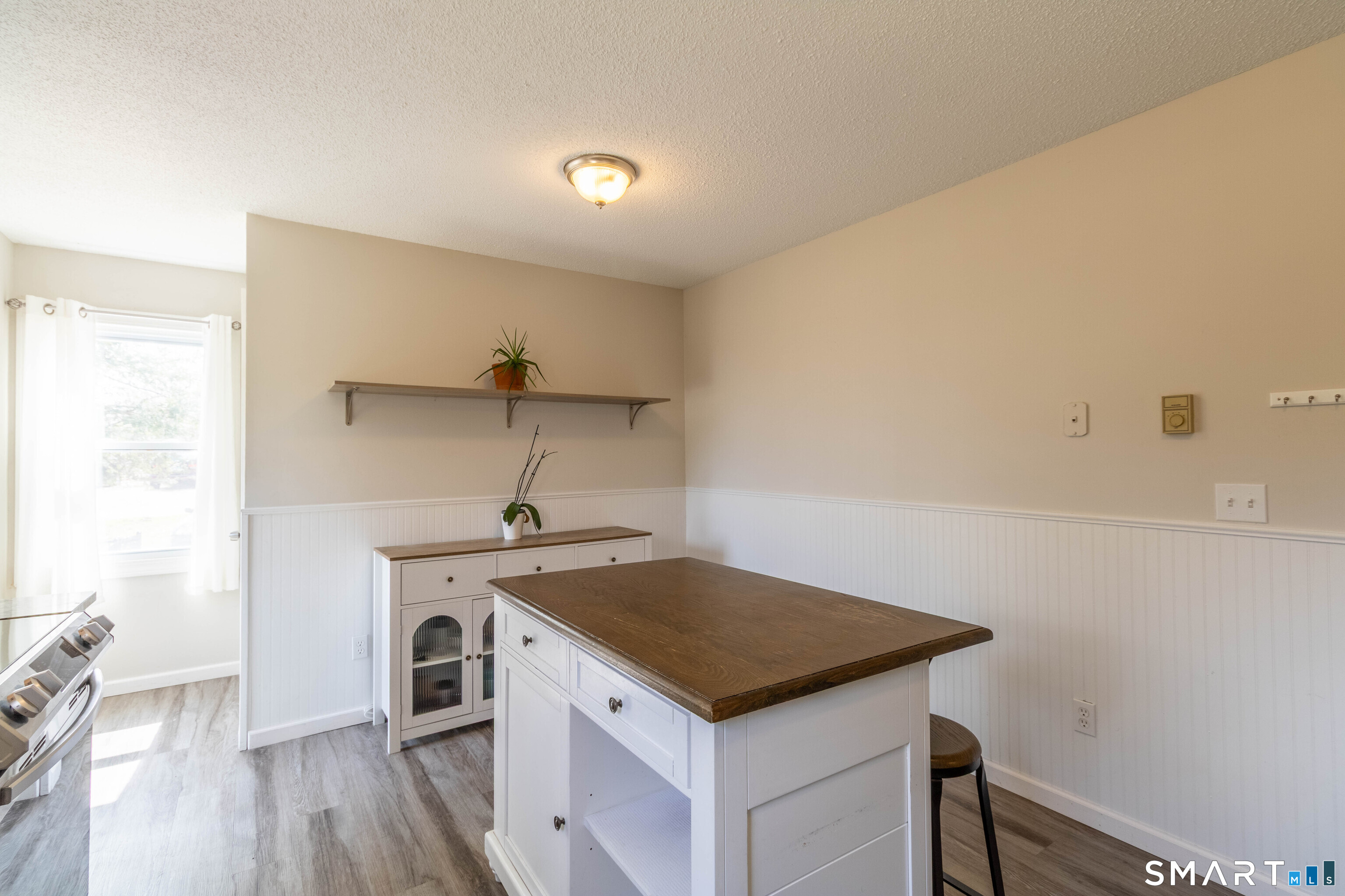 63 Whittemore Street Windham, CT 06226 - Photo 3 of 35