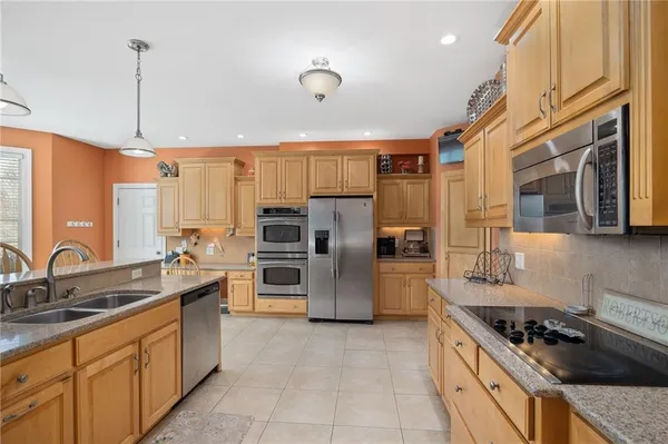 $609,900 | 4810 Aegean Terrace, St. Joseph, MO 64506