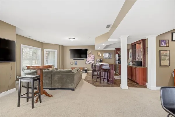 $609,900 | 4810 Aegean Terrace, St. Joseph, MO 64506