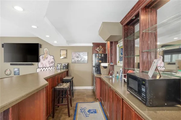 $609,900 | 4810 Aegean Terrace, St. Joseph, MO 64506