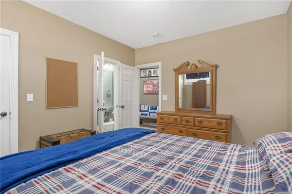 $609,900 | 4810 Aegean Terrace, St. Joseph, MO 64506