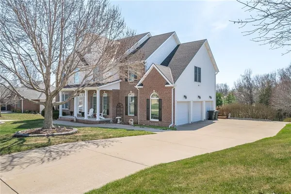 $609,900 | 4810 Aegean Terrace, St. Joseph, MO 64506