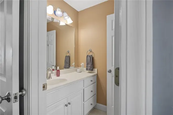 $609,900 | 4810 Aegean Terrace, St. Joseph, MO 64506