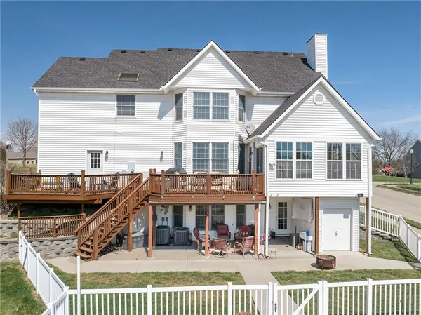 $609,900 | 4810 Aegean Terrace, St. Joseph, MO 64506