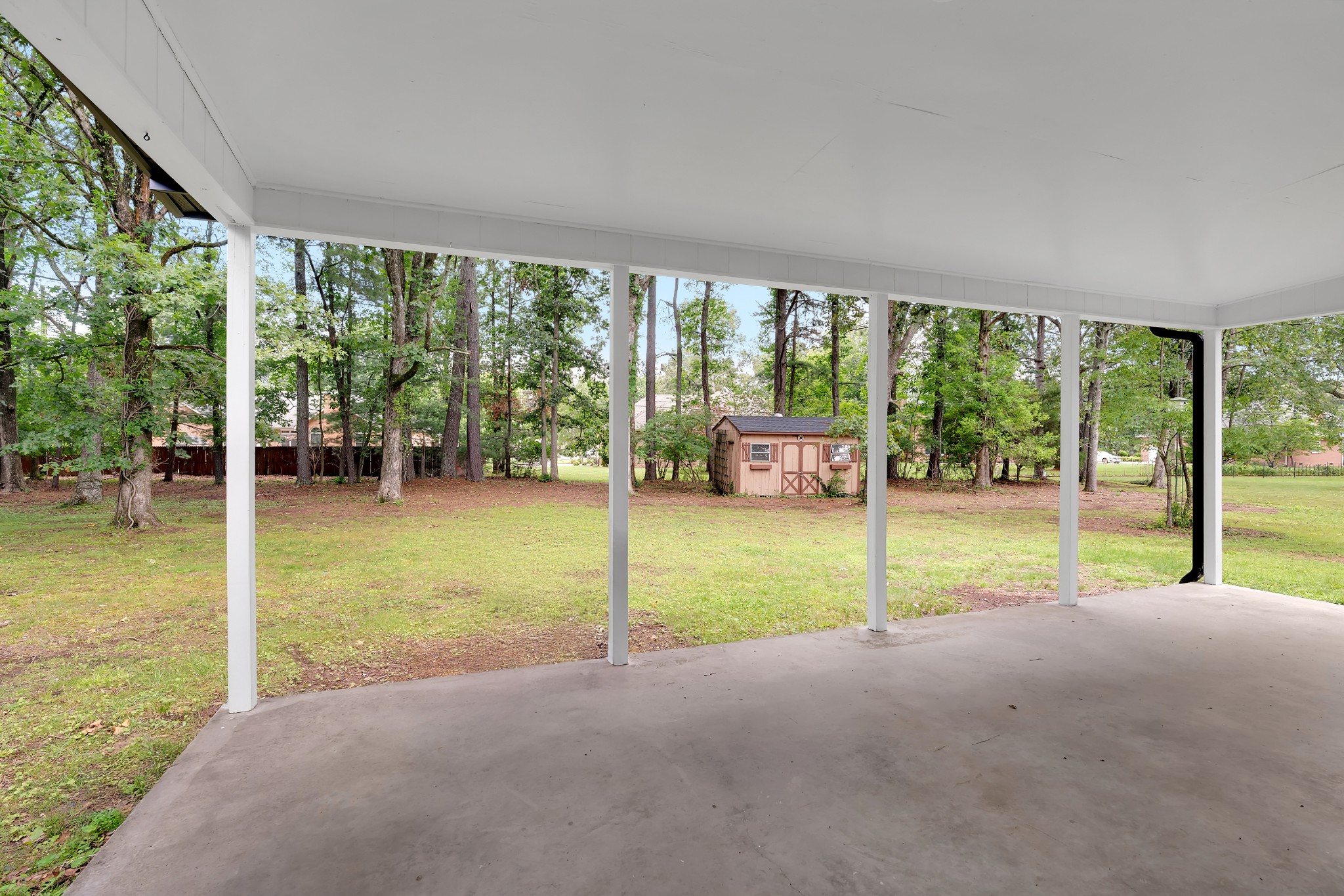 305 12 Oaks Road Tullahoma, TN 37388 - Photo 4 of 56