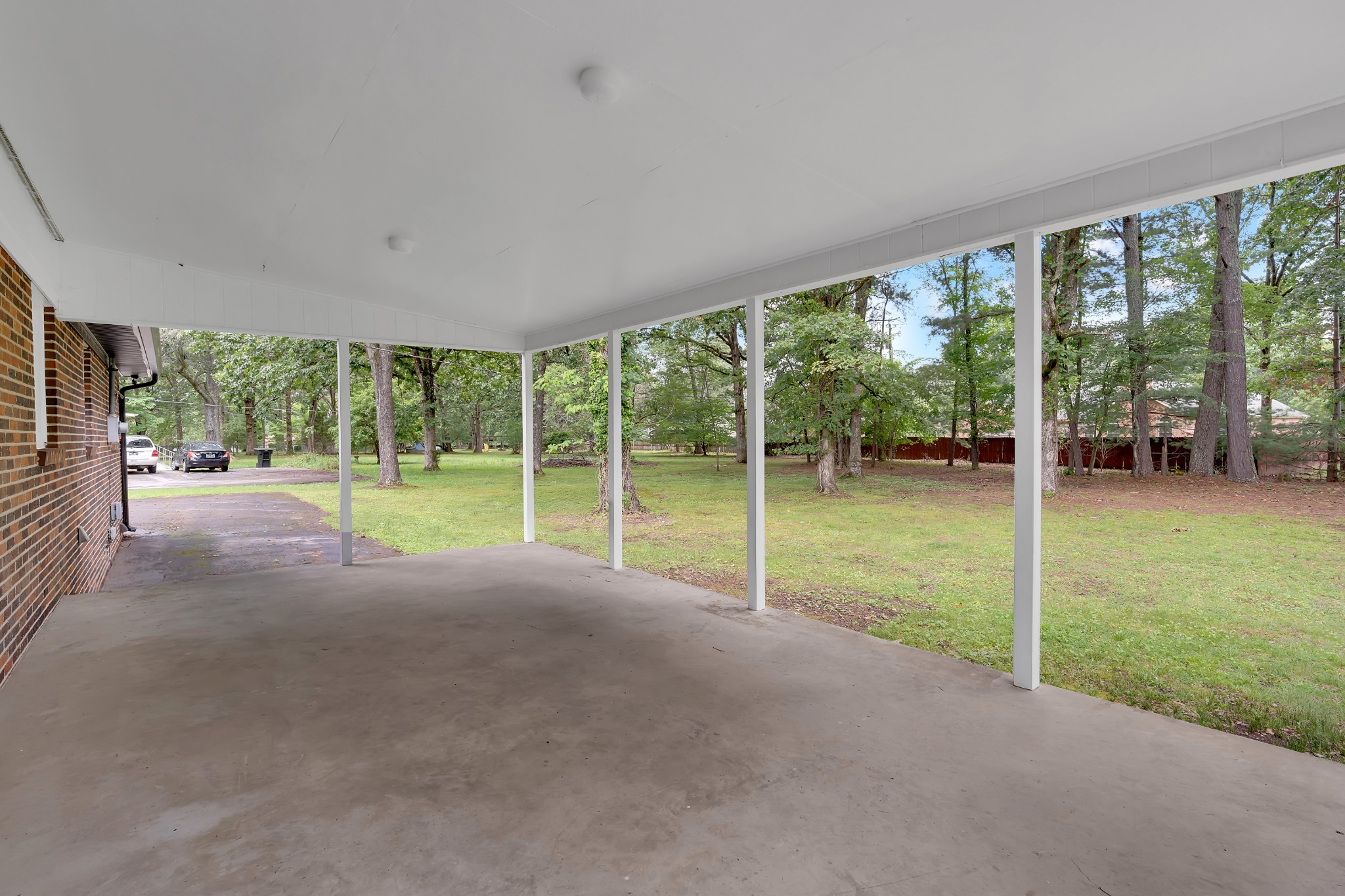 305 12 Oaks Road Tullahoma, TN 37388 - Photo 51 of 56 a view of a garden with porch