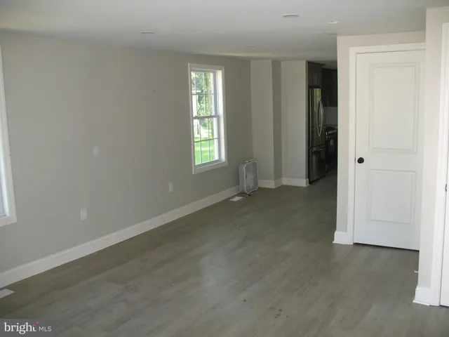 $2,400 | 1804 Kings Highway, Swedesboro, NJ 08085