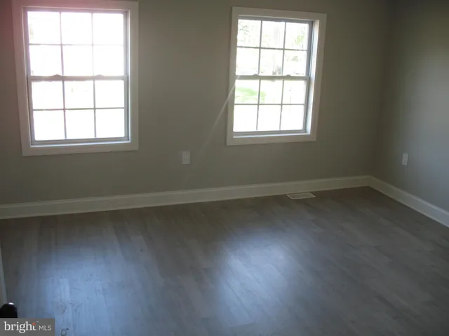 $2,400 | 1804 Kings Highway, Swedesboro, NJ 08085