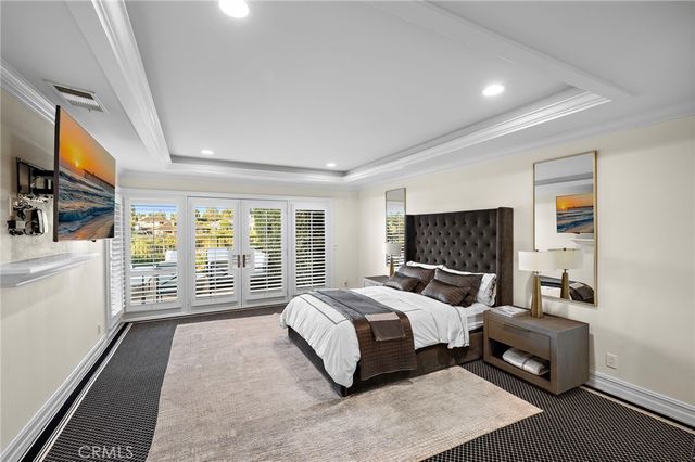 $4,495,000 | 18 Rue Grand Vallee, Newport Beach, CA 92660