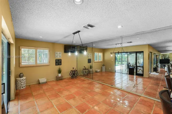 $5,900 | 6975 Bianchini Circle, Boca Raton, FL 33433