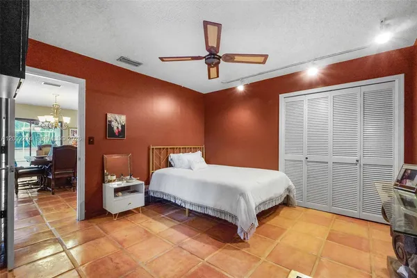 $5,900 | 6975 Bianchini Circle, Boca Raton, FL 33433