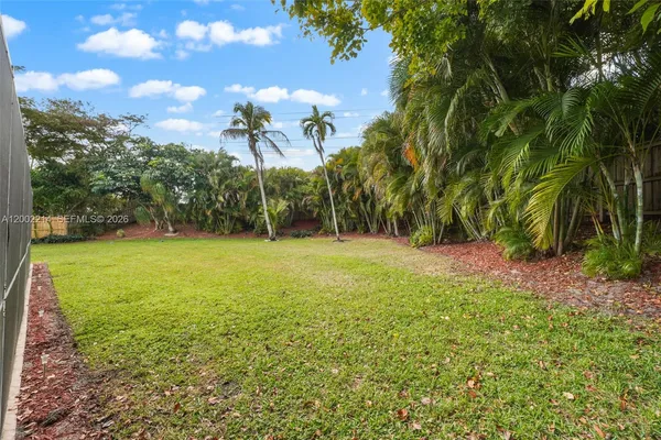 $5,900 | 6975 Bianchini Circle, Boca Raton, FL 33433