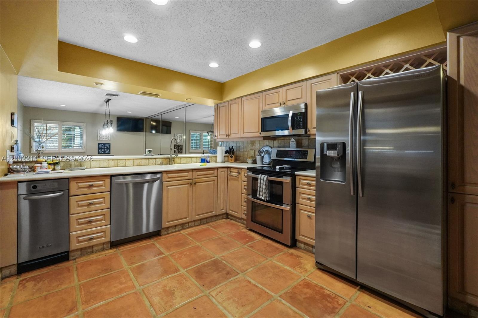 6975 Bianchini Circle Boca Raton, FL 33433 - Photo 10 of 31