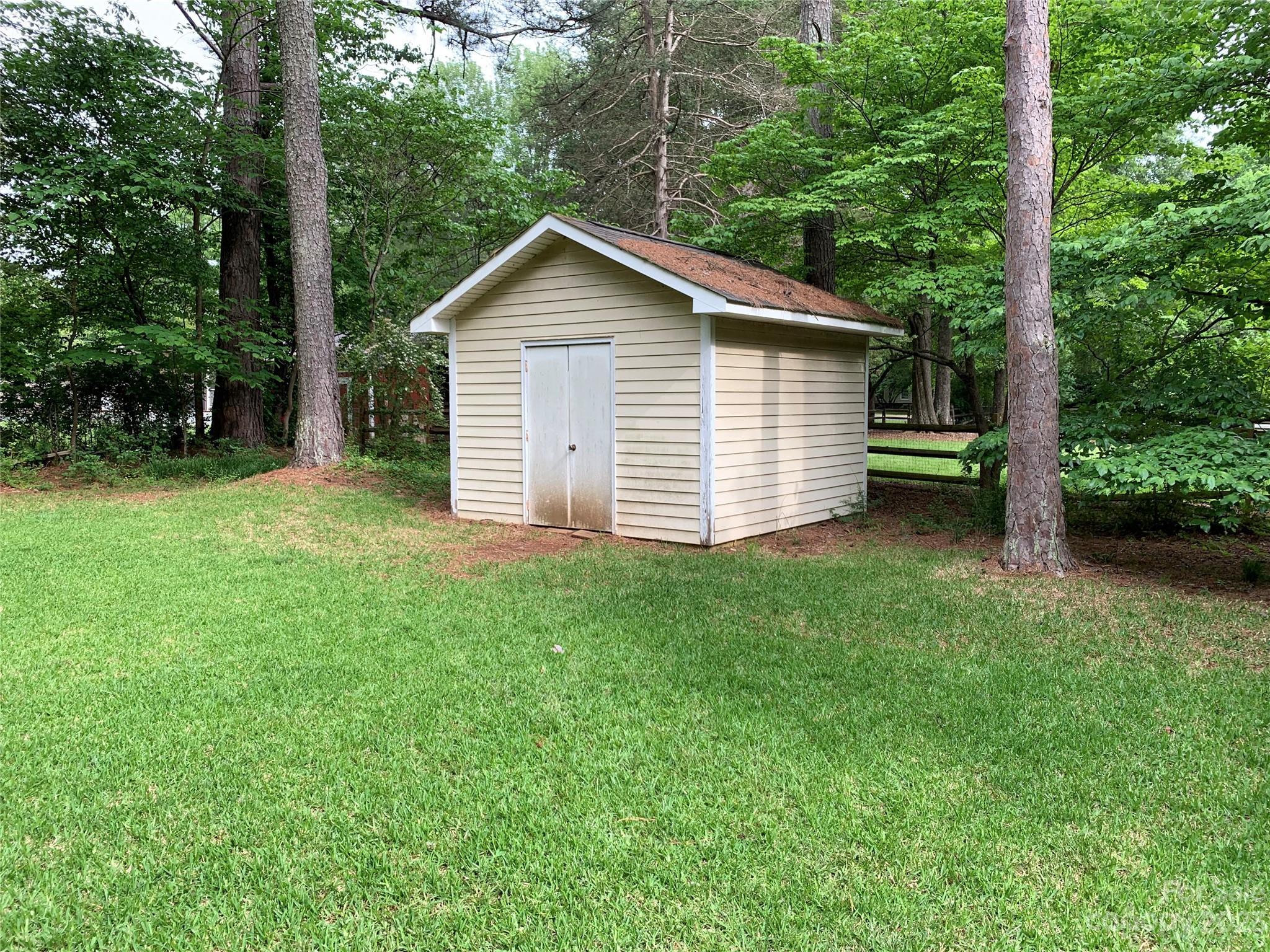 909 Nightingale Road Rock Hill, SC 29732 - Photo 36 of 38 a view of a house with a yard