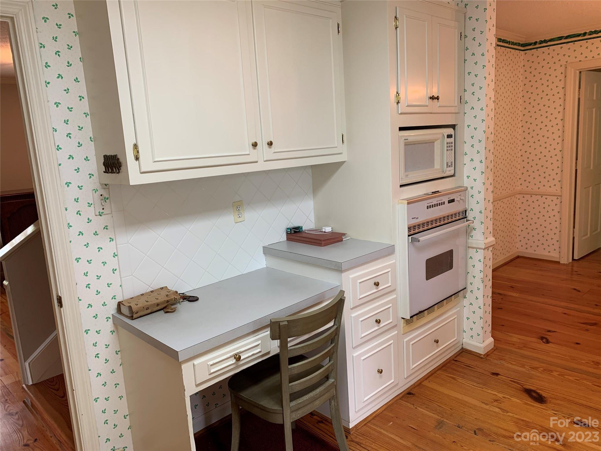 909 Nightingale Road Rock Hill, SC 29732 - Photo 10 of 38 a kitchen with stainless steel appliances a stove and a refrigerator