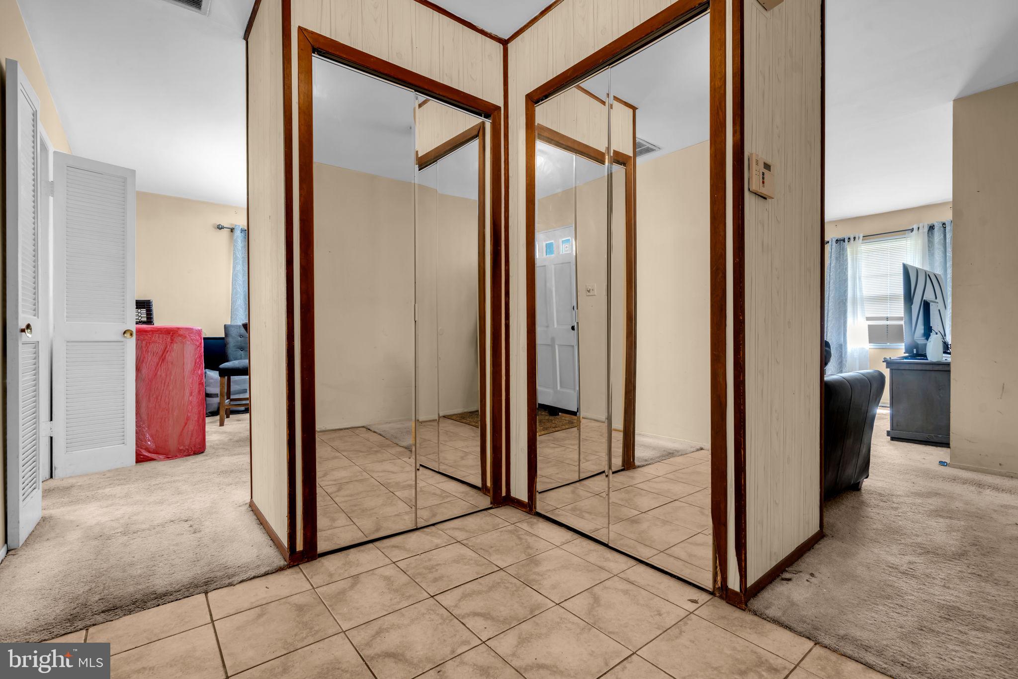 27 Genesee Lane Willingboro, NJ 08046 - Photo 5 of 25 a view of a elevator and an entryway