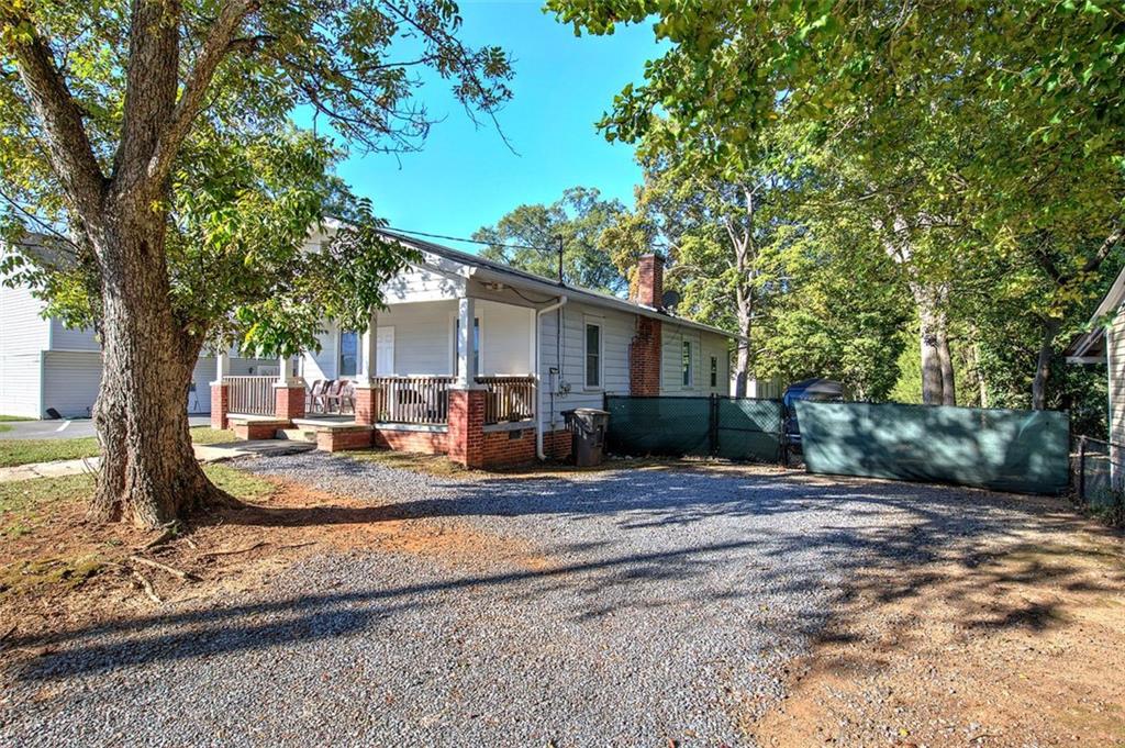 204 Johnson Street Cartersville, GA 30120 - Photo 19 of 27 a view of a house with backyard