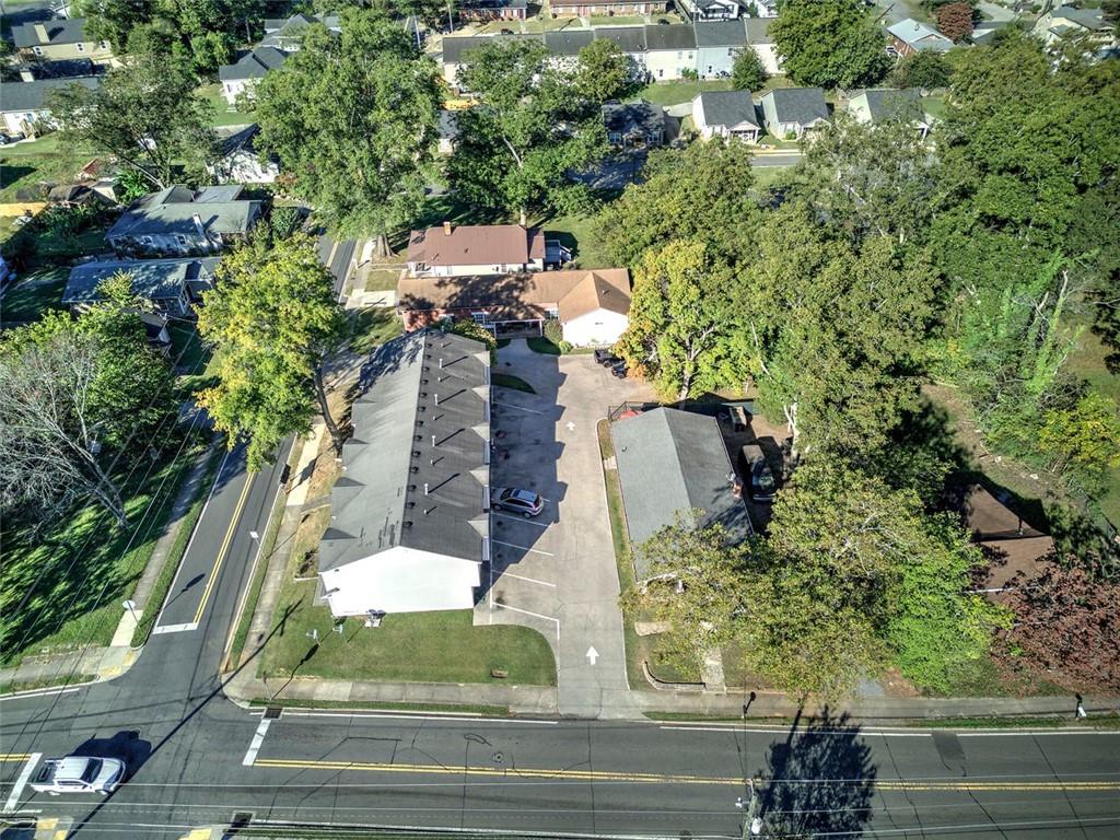 204 Johnson Street Cartersville, GA 30120 - Photo 22 of 27 an aerial view of a residential houses with yard