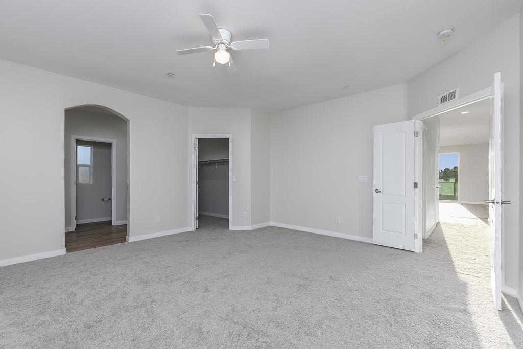 365 Alpine Heights Road Alpine, CA 91901 - Photo 23 of 52 an empty room with fan and entrance