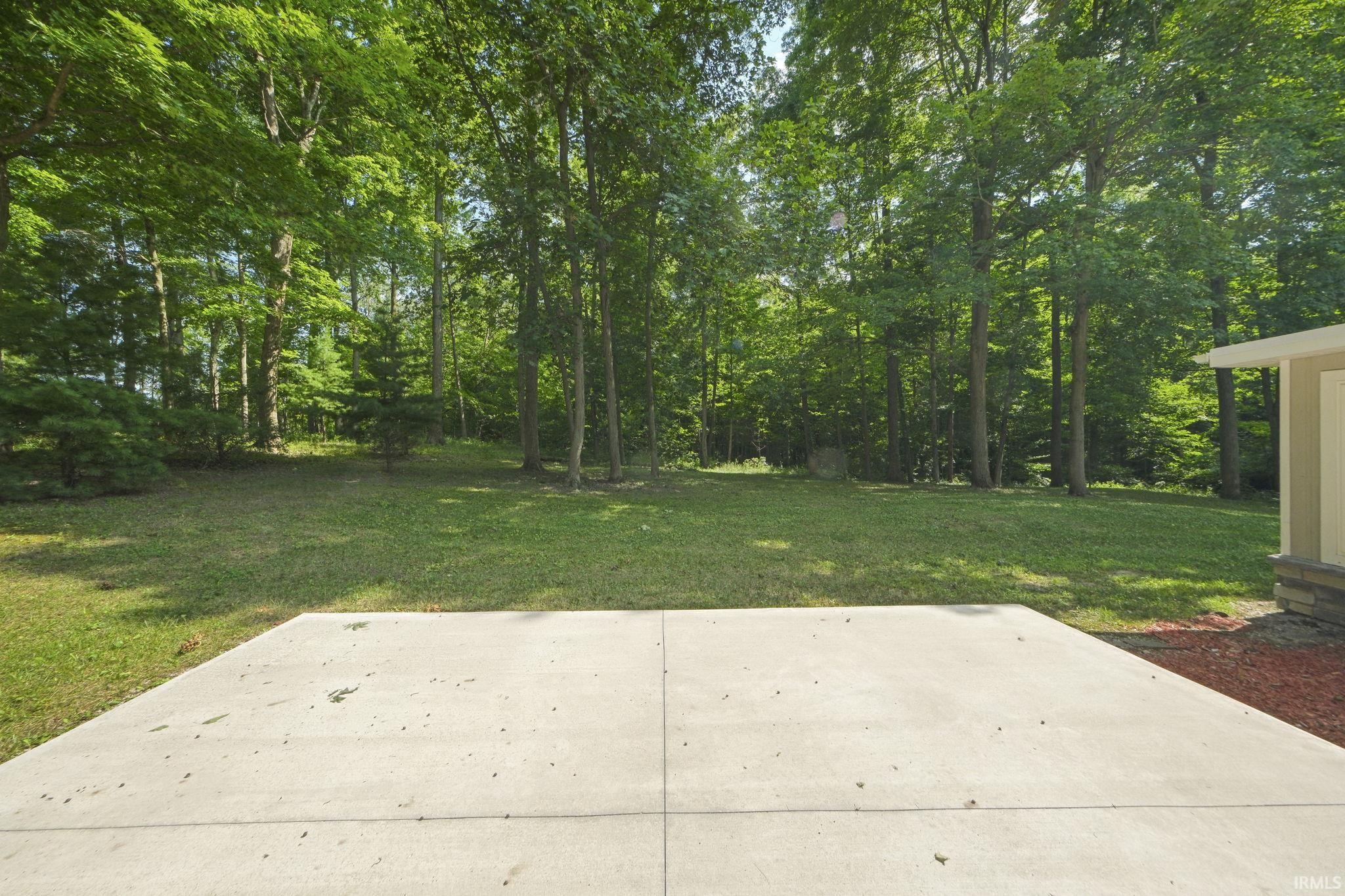 12947 Ernst Road Roanoke, IN 46783 - Photo 8 of 33