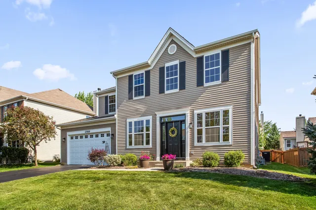 $524,900 | 2589 Savanna Drive, Wauconda, IL 60084