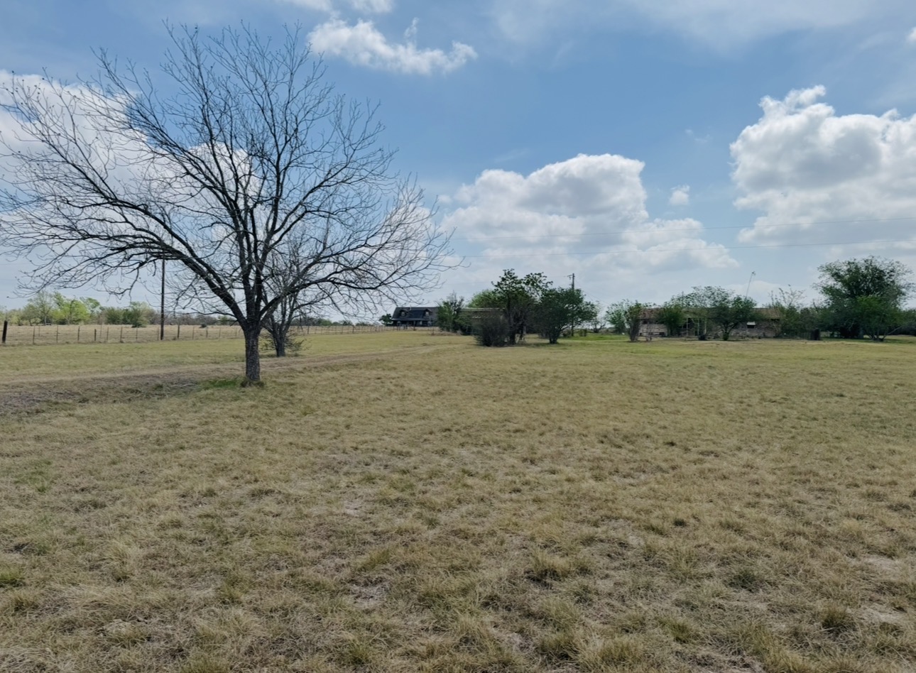 789 Upper Elgin River Road Elgin, TX 78621 - Photo 33 of 37