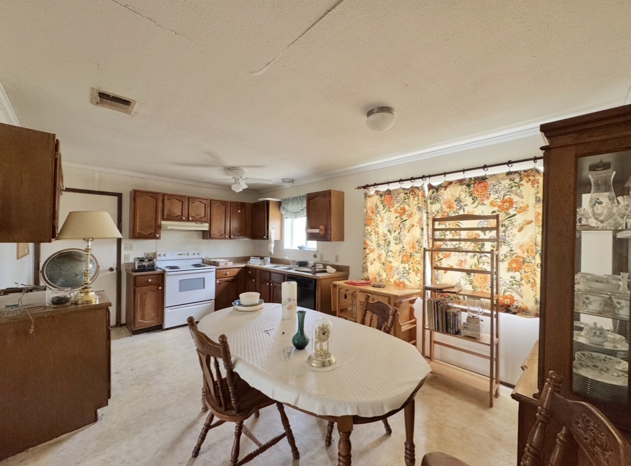 789 Upper Elgin River Road Elgin, TX 78621 - Photo 8 of 37