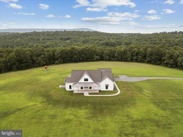 $995,000 | 886 Middle Fork Road, Cross Junction, VA 22625