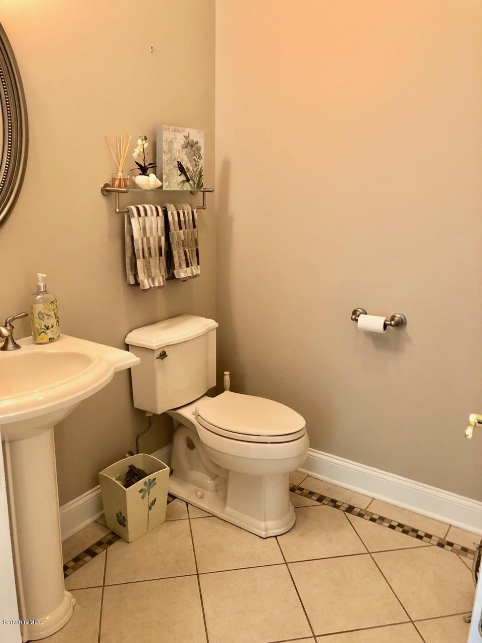 6 Shaylor Hill Road Lenox, MA 01242 - Photo 17 of 41 Powder Room