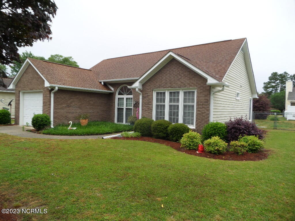 124 Pirates Road New Bern, NC 28562 - Photo 1 of 32 SAM_5121