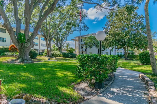 $129,000 | 1235 South Highland Avenue, Unit 1207, Clearwater, FL 33756