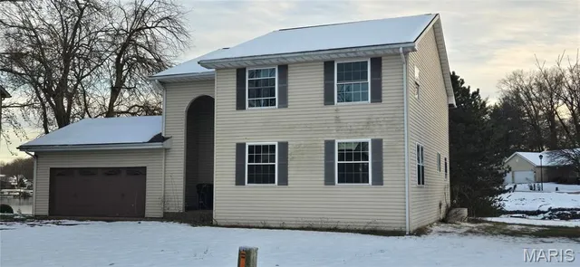 $349,900 | 14 Bayside Court, Lake St. Louis, MO 63367