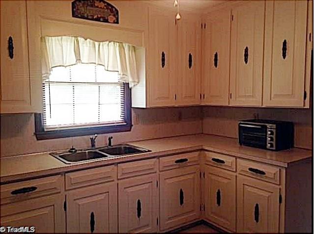 6286 Pleasant Grove Church Road Bennett, NC 27208 - Photo 17 of 18 Gallery Image 17
