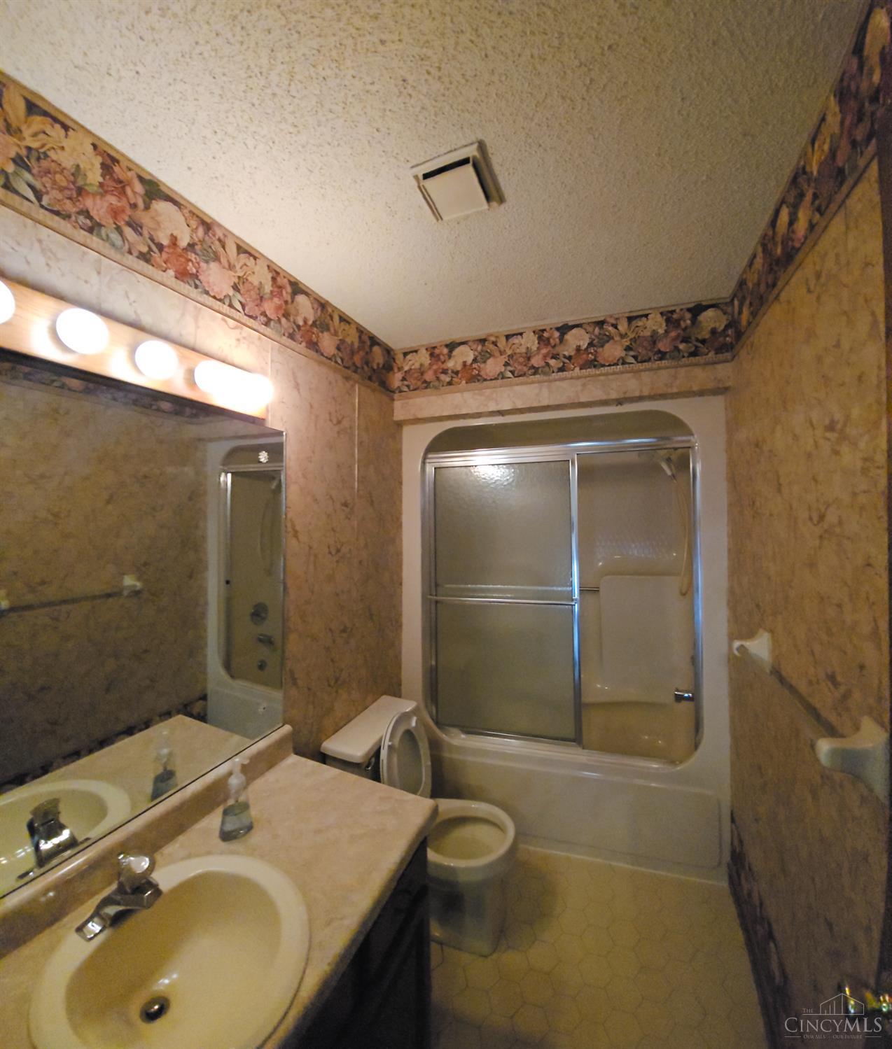 548 Shultz Drive Hamilton, OH 45013 - Photo 17 of 23