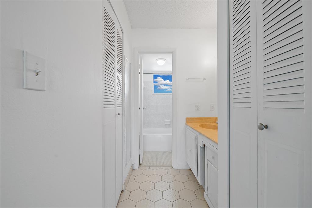 8105 Northwest 61st Street, Unit A206 Tamarac, FL 33321 - Photo 18 of 44