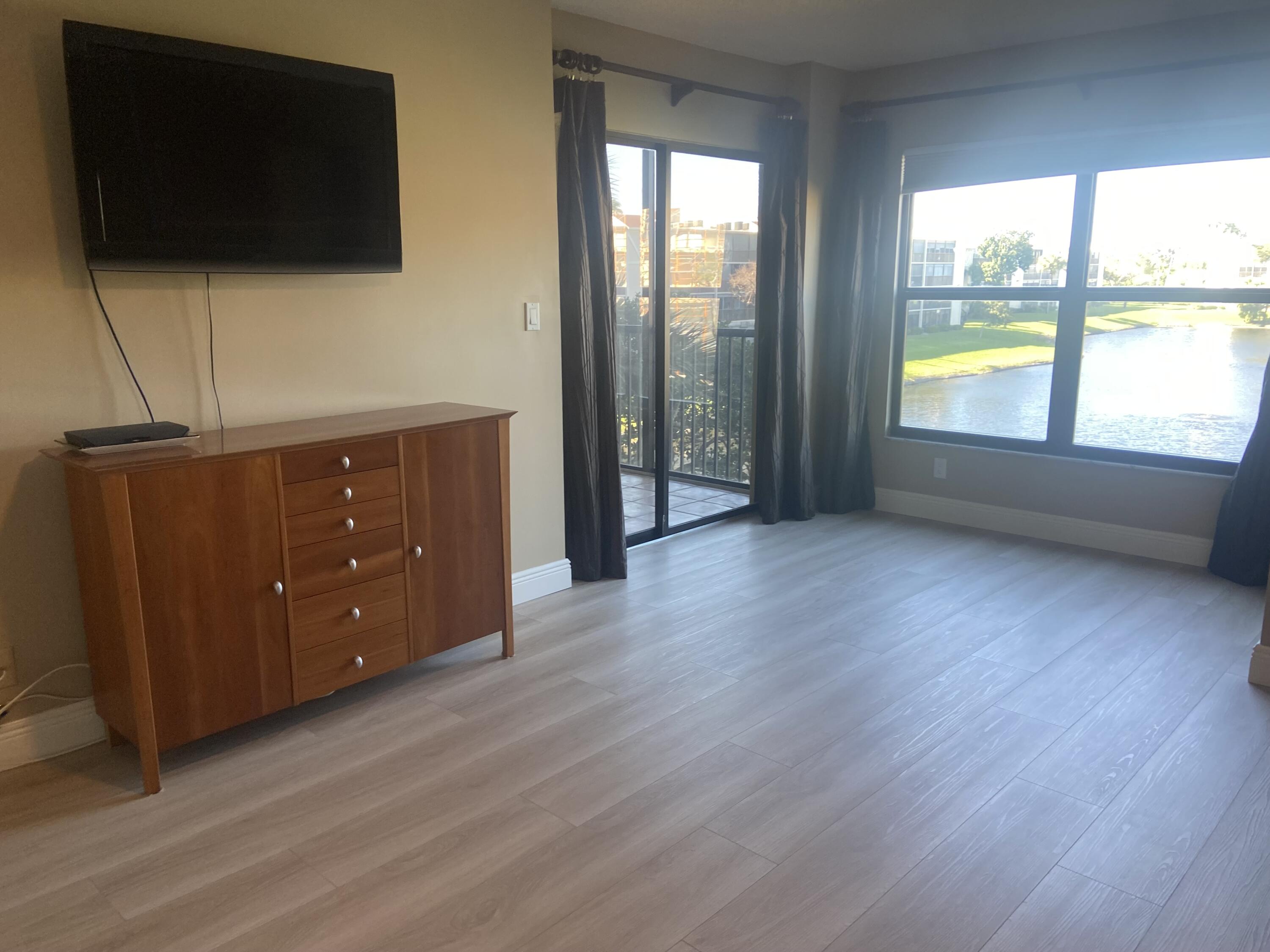 14460 Strathmore Lane, Unit 306 Delray Beach, FL 33446 - Photo 19 of 53 IMG_0585